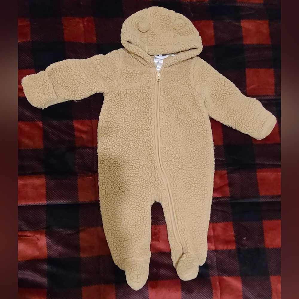 Gap bear footie fall/winter onsie